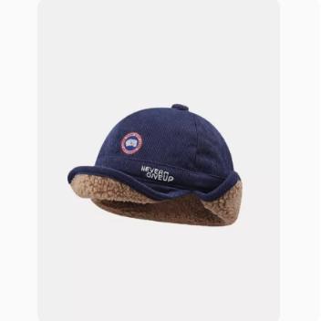 大鹅护耳鸭舌帽冬季加绒保暖女软檐雷锋帽